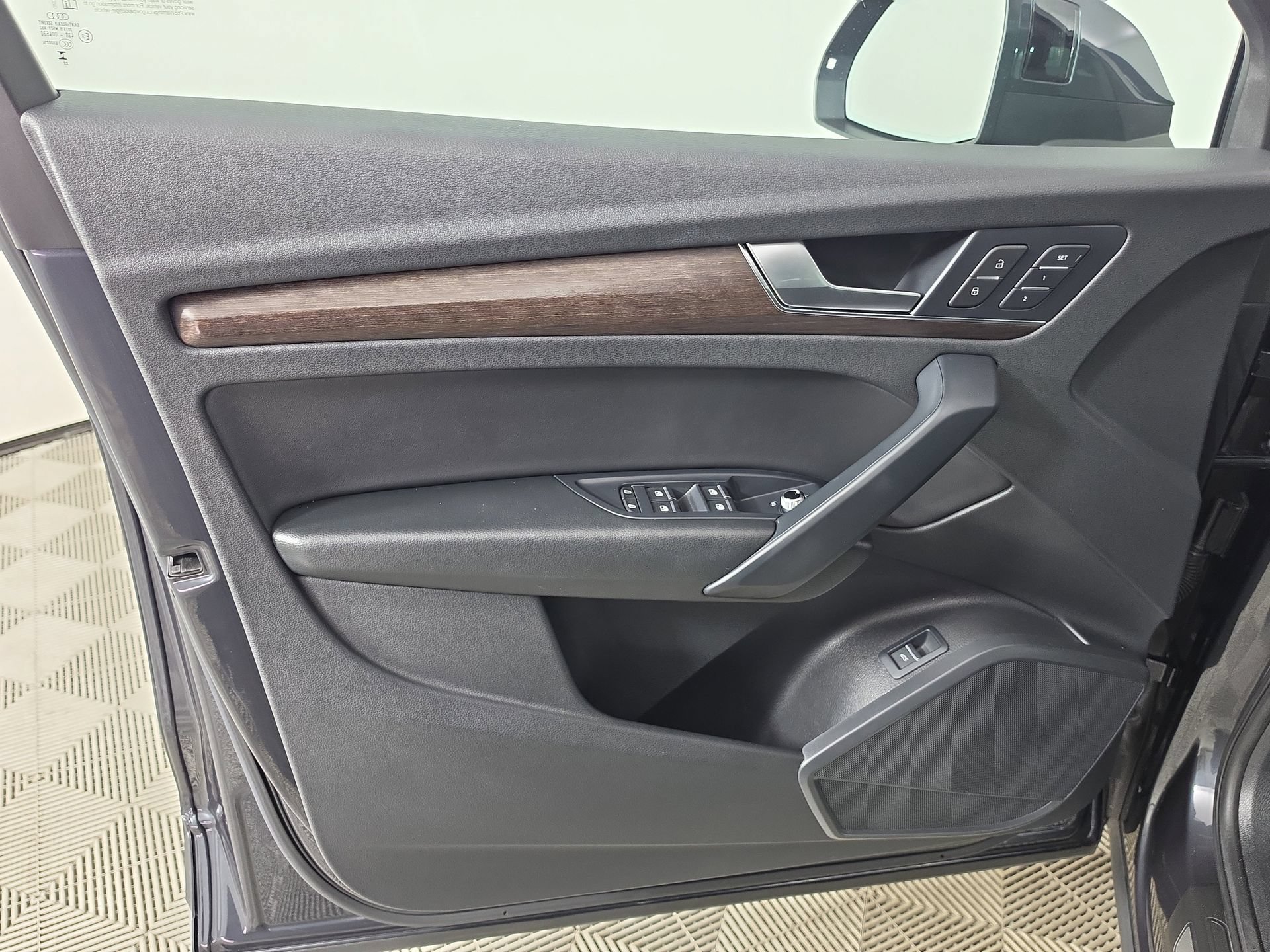 Certified 2023 Audi Q5 Premium Plus w/ Convenience Package AWD/4WD image 33