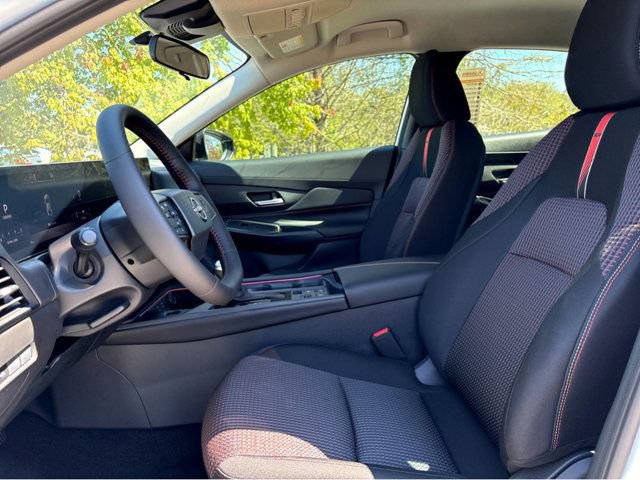 New 2026 Nissan Sentra SR w/ SR All Weather Package FWD image 12