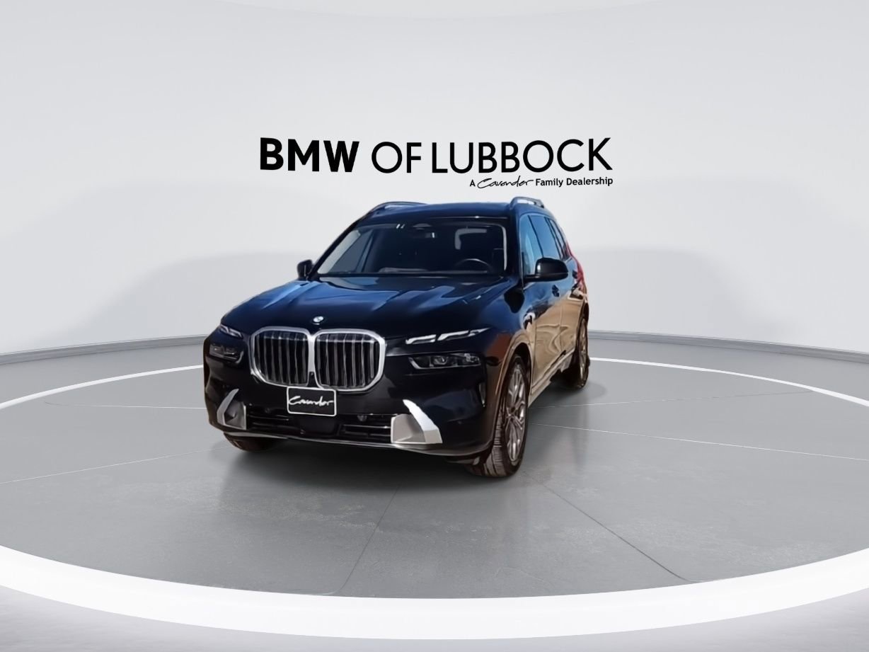 Used 2025 BMW X7 xDrive40i image 4