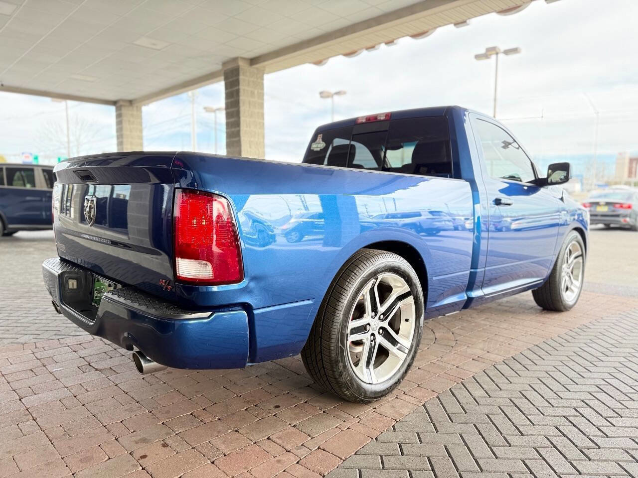 Used 2011 RAM 1500 R/T image 10