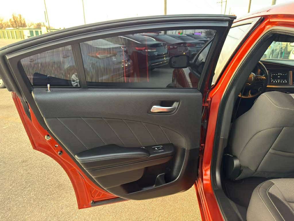 Used 2021 Dodge Charger SXT w/ Blacktop Package image 20