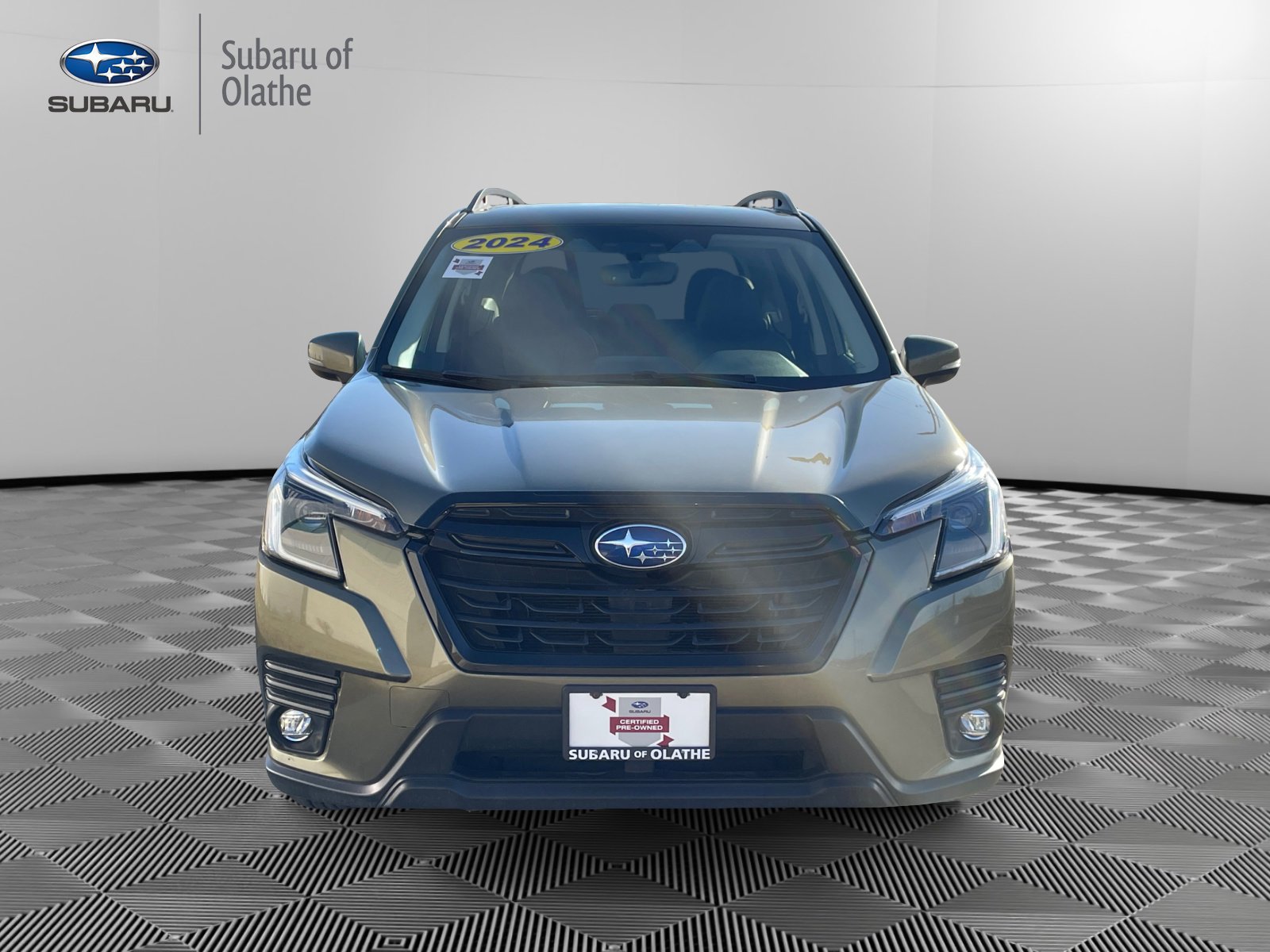 Certified 2024 Subaru Forester Limited image 14