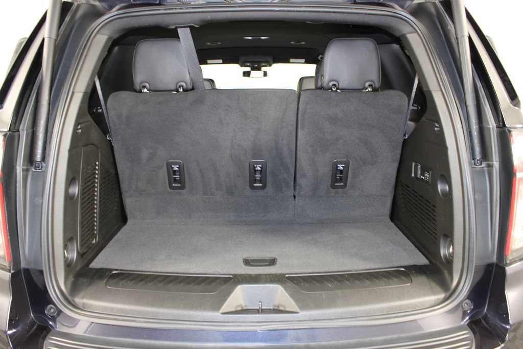 Used 2022 Chevrolet Tahoe LT w/ Luxury Package AWD/4WD image 22