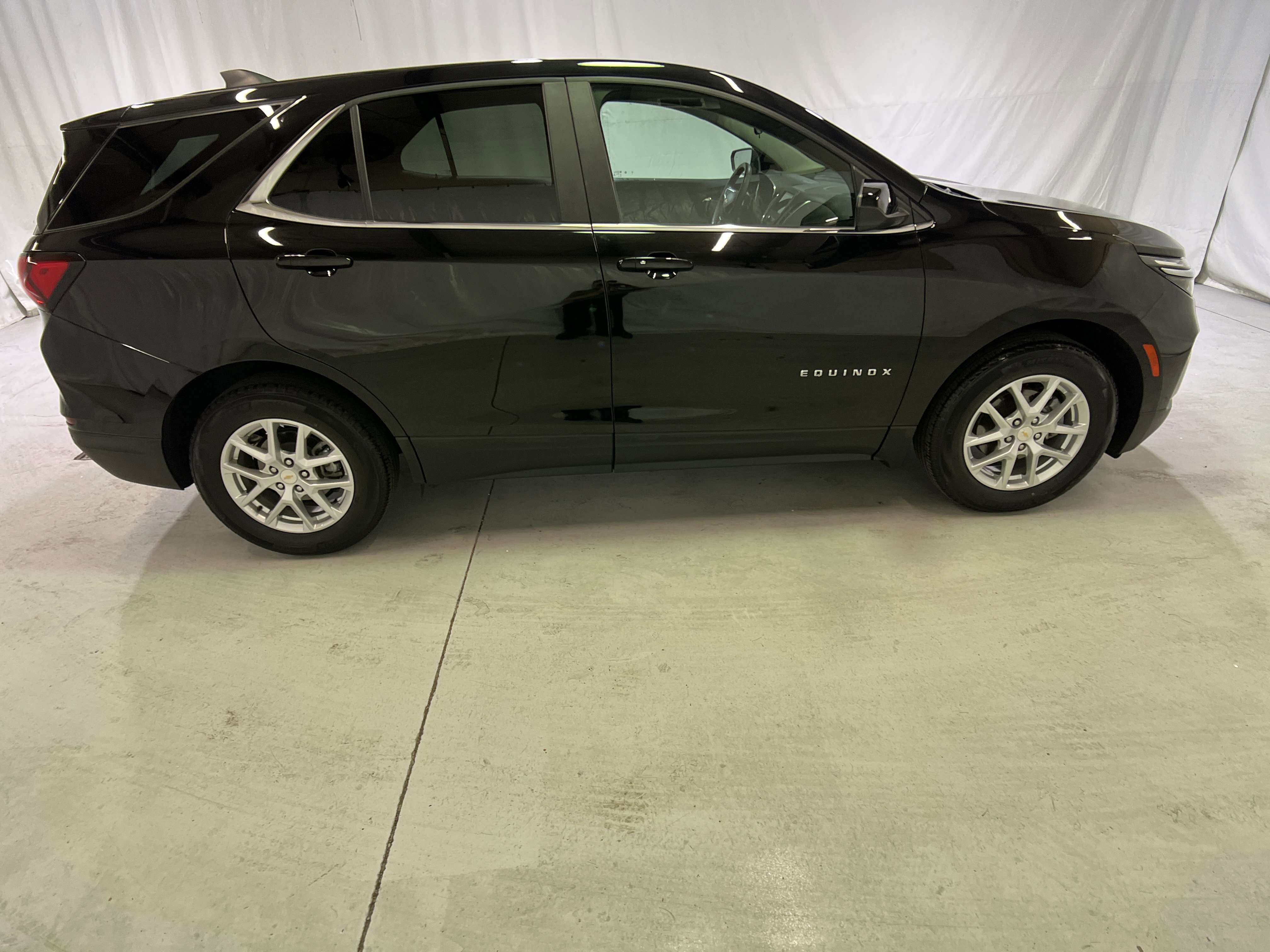 Used 2022 Chevrolet Equinox LT image 12