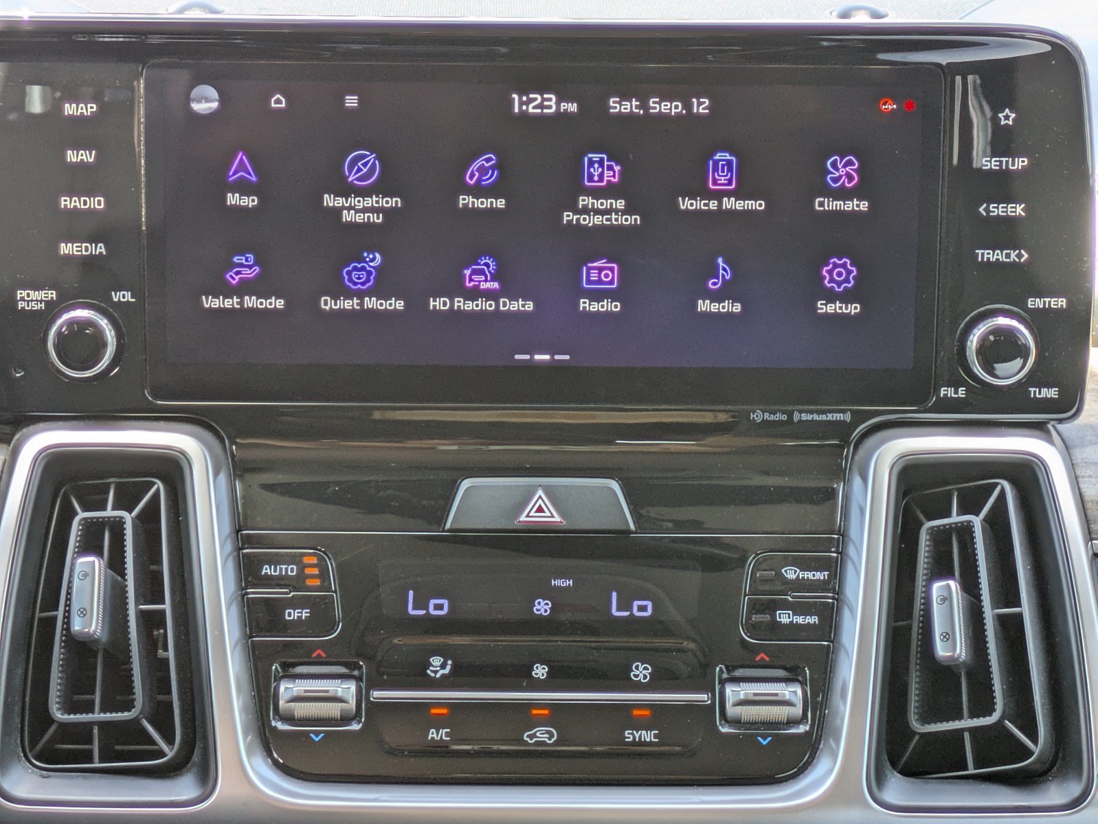 Used 2022 Kia Sorento S AWD/4WD image 15