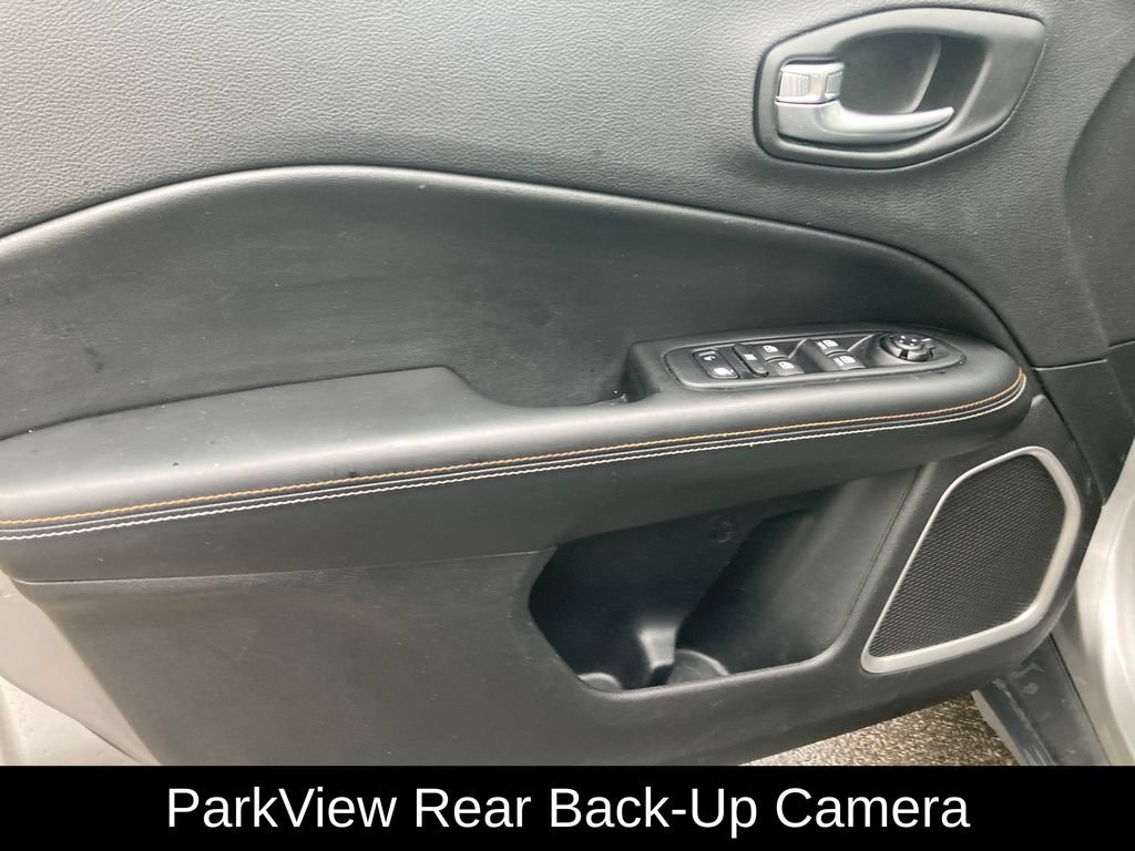 Used 2019 Jeep Compass Latitude AWD/4WD image 13