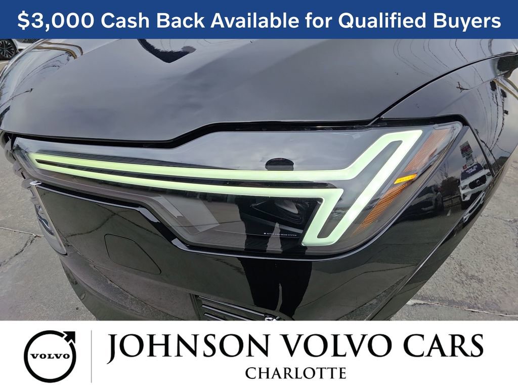 New 2026 Volvo XC90 B6 Plus w/ Protection Package Premier image 36