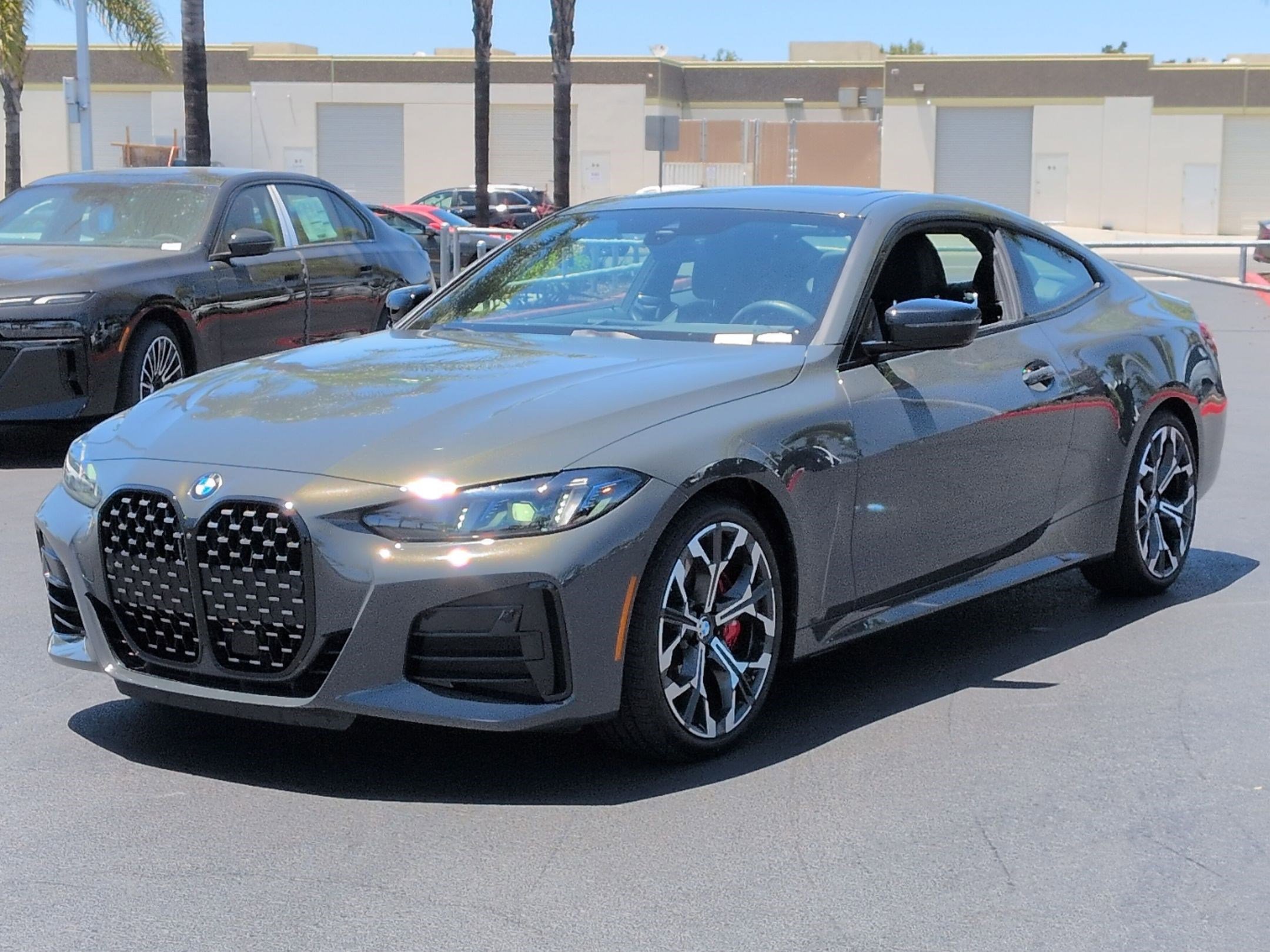 Used 2026 BMW 430i Coupe w/ M Sport Package RWD image 5