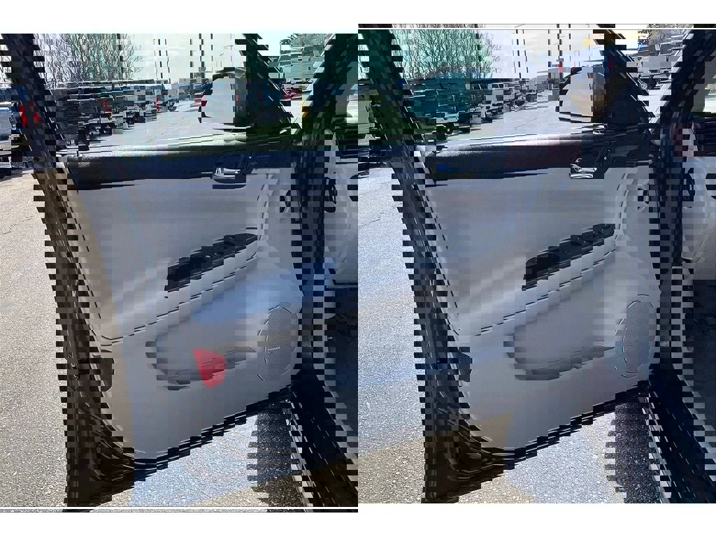 Used 2010 Chevrolet Impala LT w/ Luxury Edition Package image 24