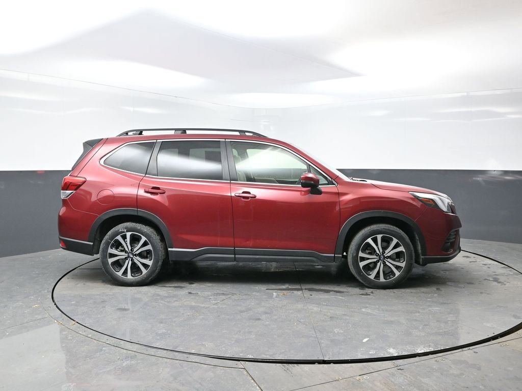 Used 2024 Subaru Forester Limited image 4