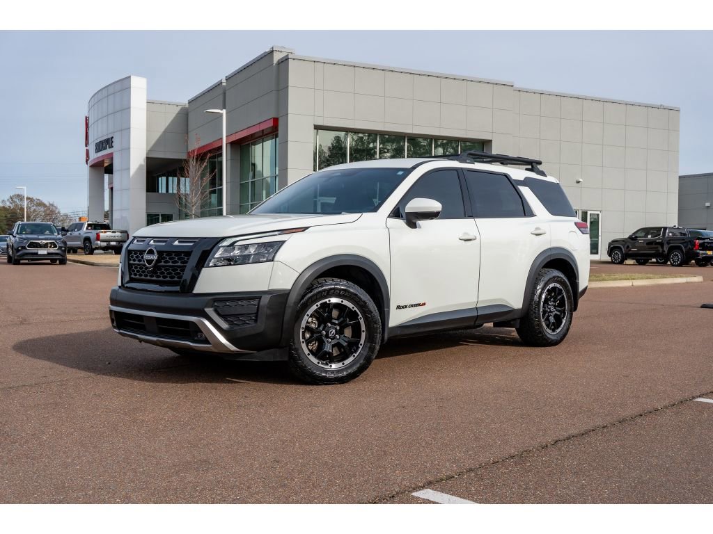 Used 2023 Nissan Pathfinder Rock Creek image 1