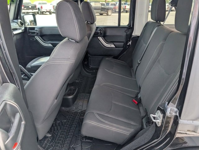 Used 2017 Jeep Wrangler Unlimited Sahara w/ Connectivity Group image 16