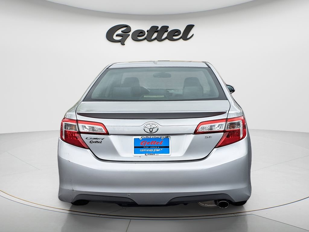 Used 2012 Toyota Camry SE image 5