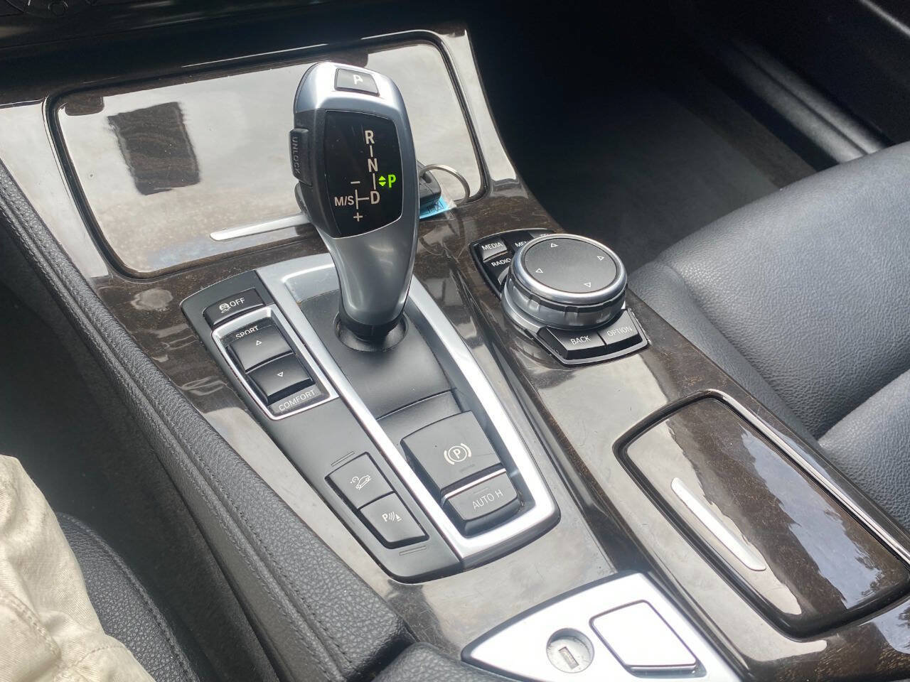 Used 2015 BMW 528i xDrive Sedan AWD/4WD image 37