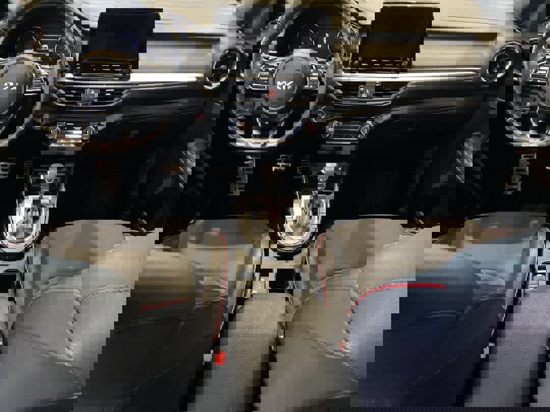 Used 2023 Kia Forte GT image 20