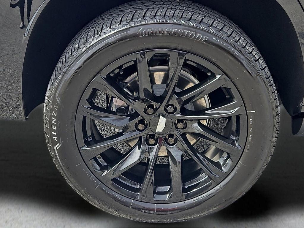 Used 2024 Cadillac Escalade Sport Platinum w/ LPO, ONYX Package image 8