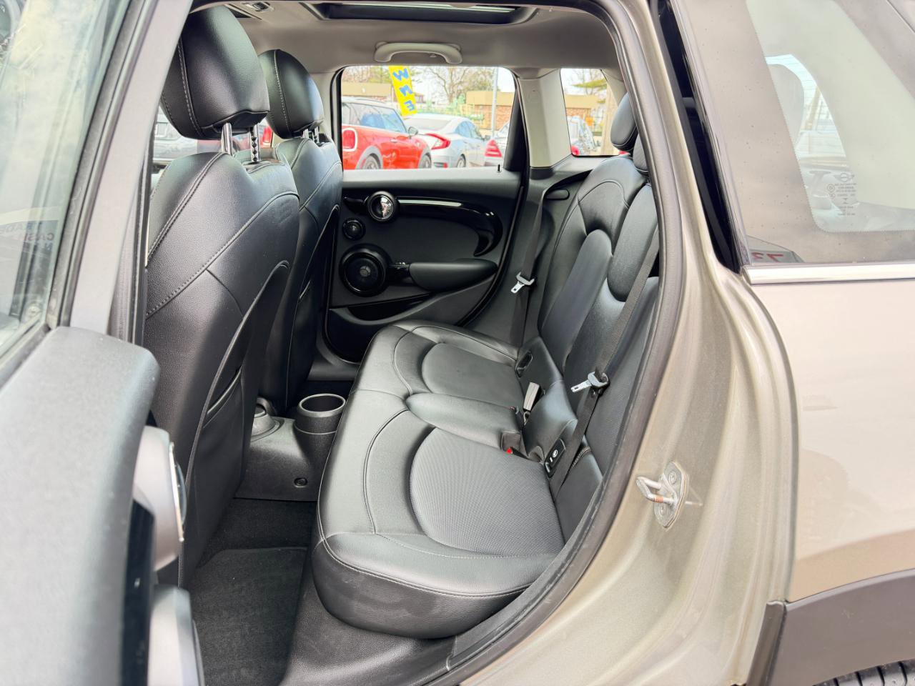 Used 2019 MINI Cooper S w/ Premium Package FWD image 32