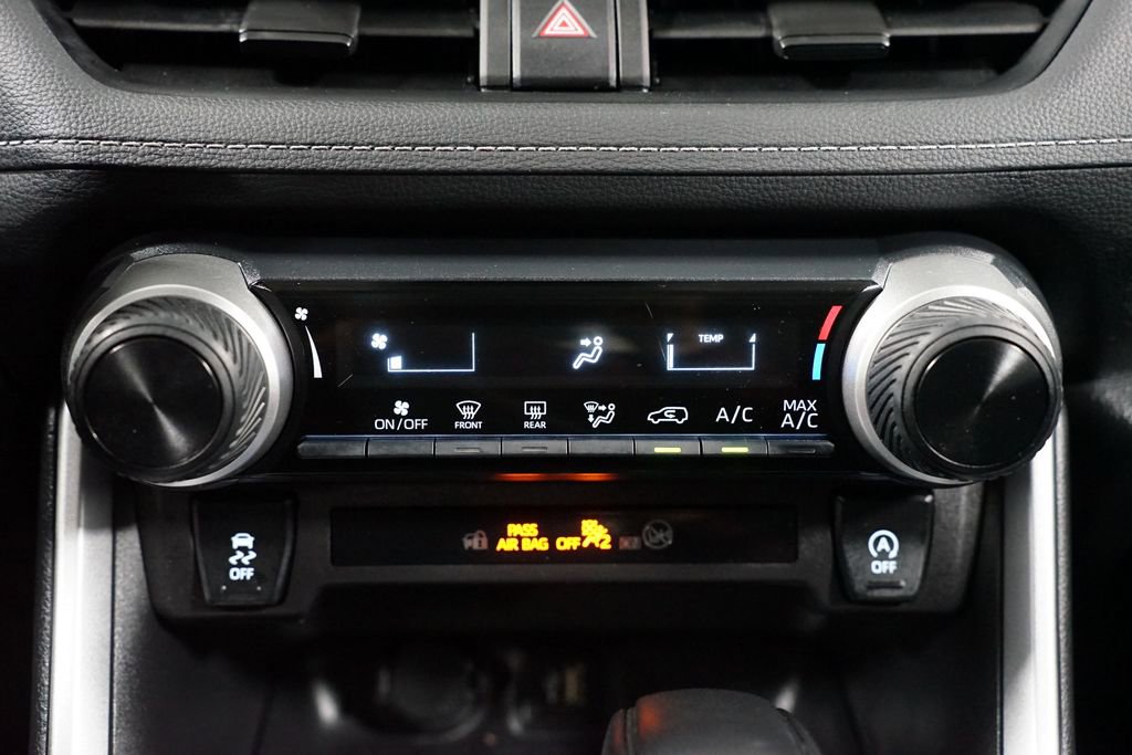 Certified 2025 Toyota RAV4 LE AWD/4WD image 20