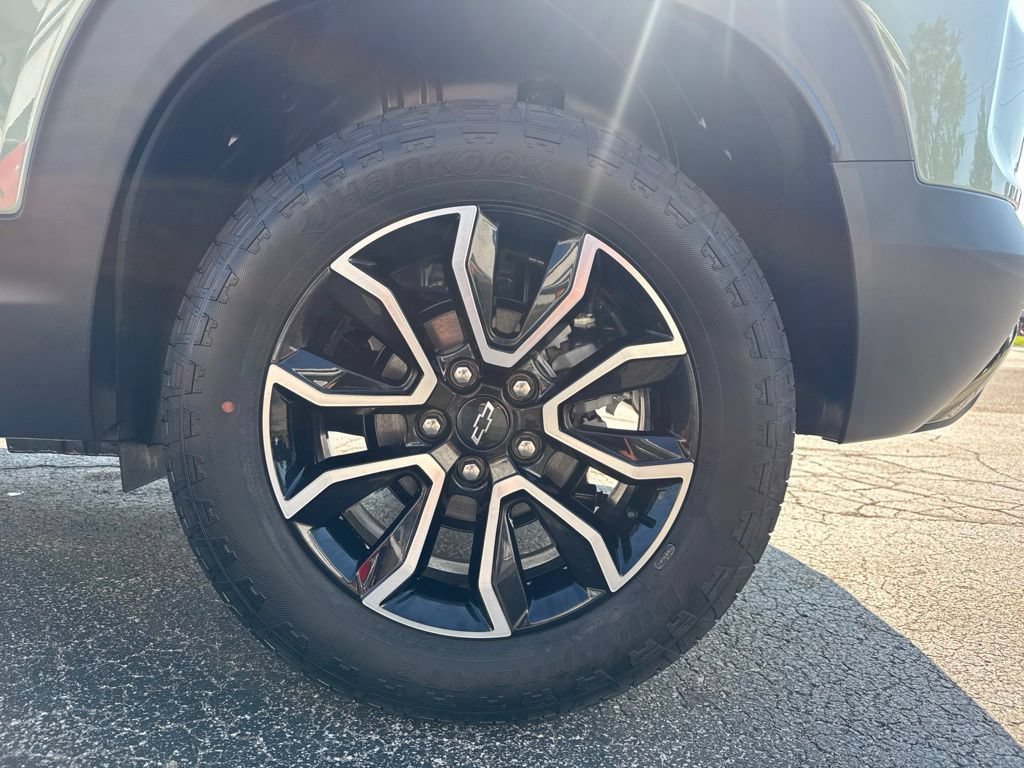 New 2026 Chevrolet TrailBlazer ACTIV AWD/4WD image 11
