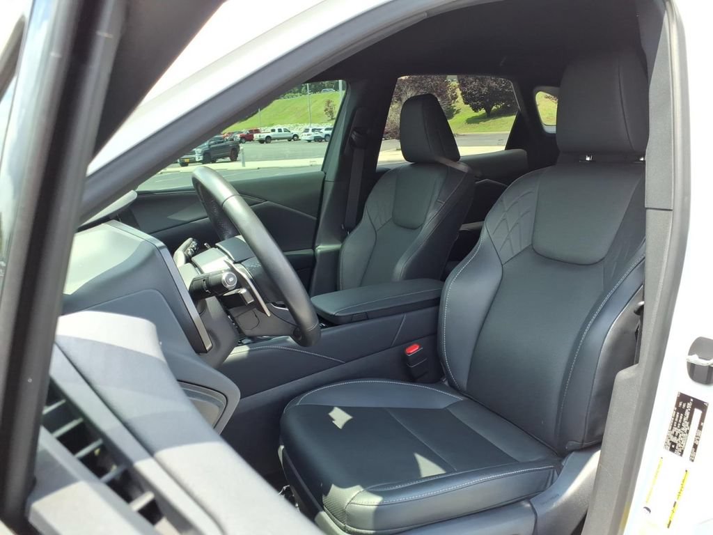Used 2025 Lexus RX 350 FWD w/ Technology Package image 2