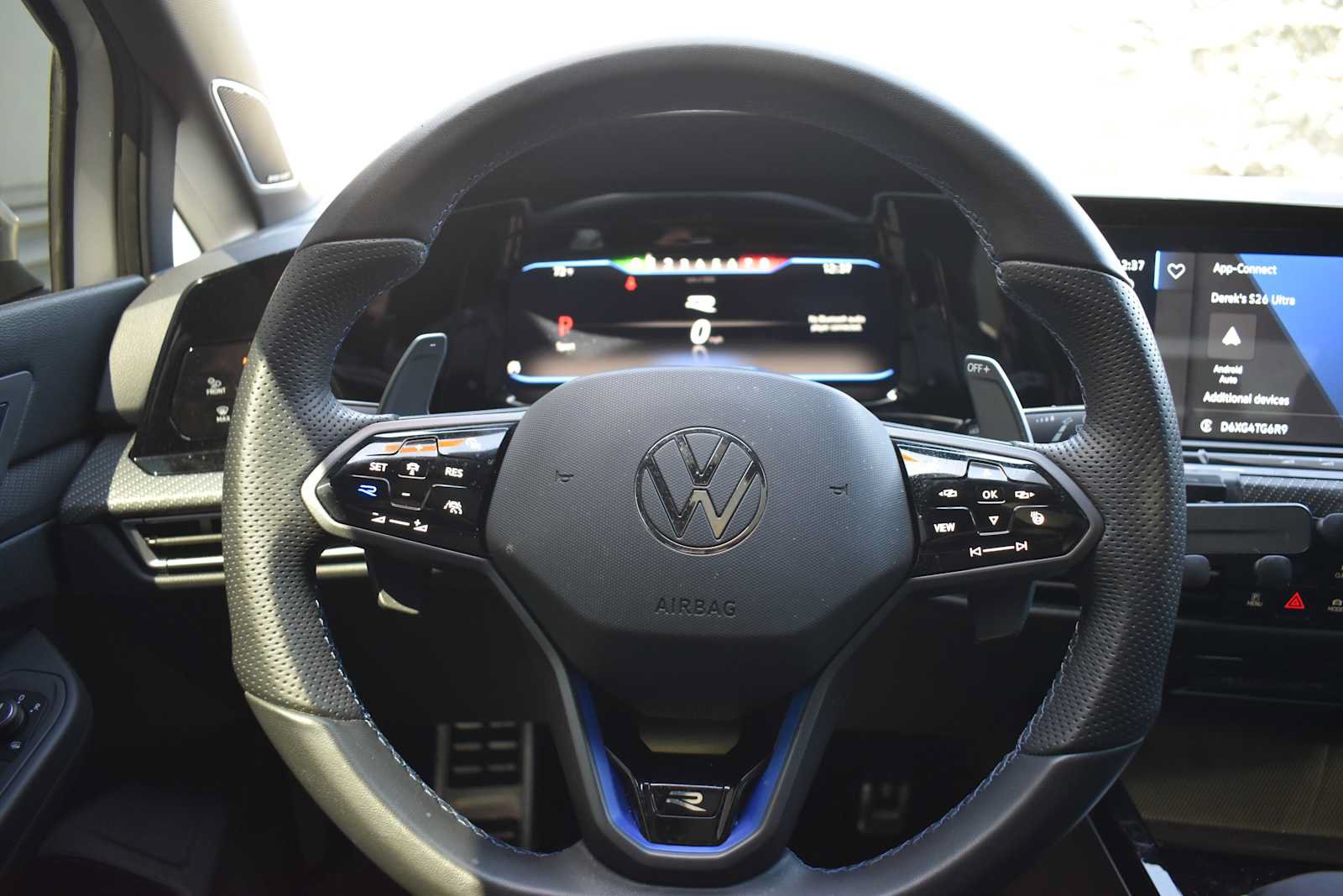 Used 2024 Volkswagen Golf R AWD/4WD image 11