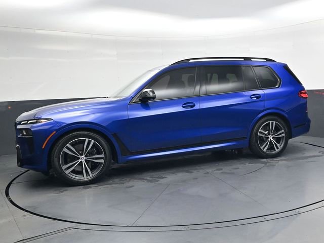 Used 2023 BMW X7 M60i w/ Executive Package image 9