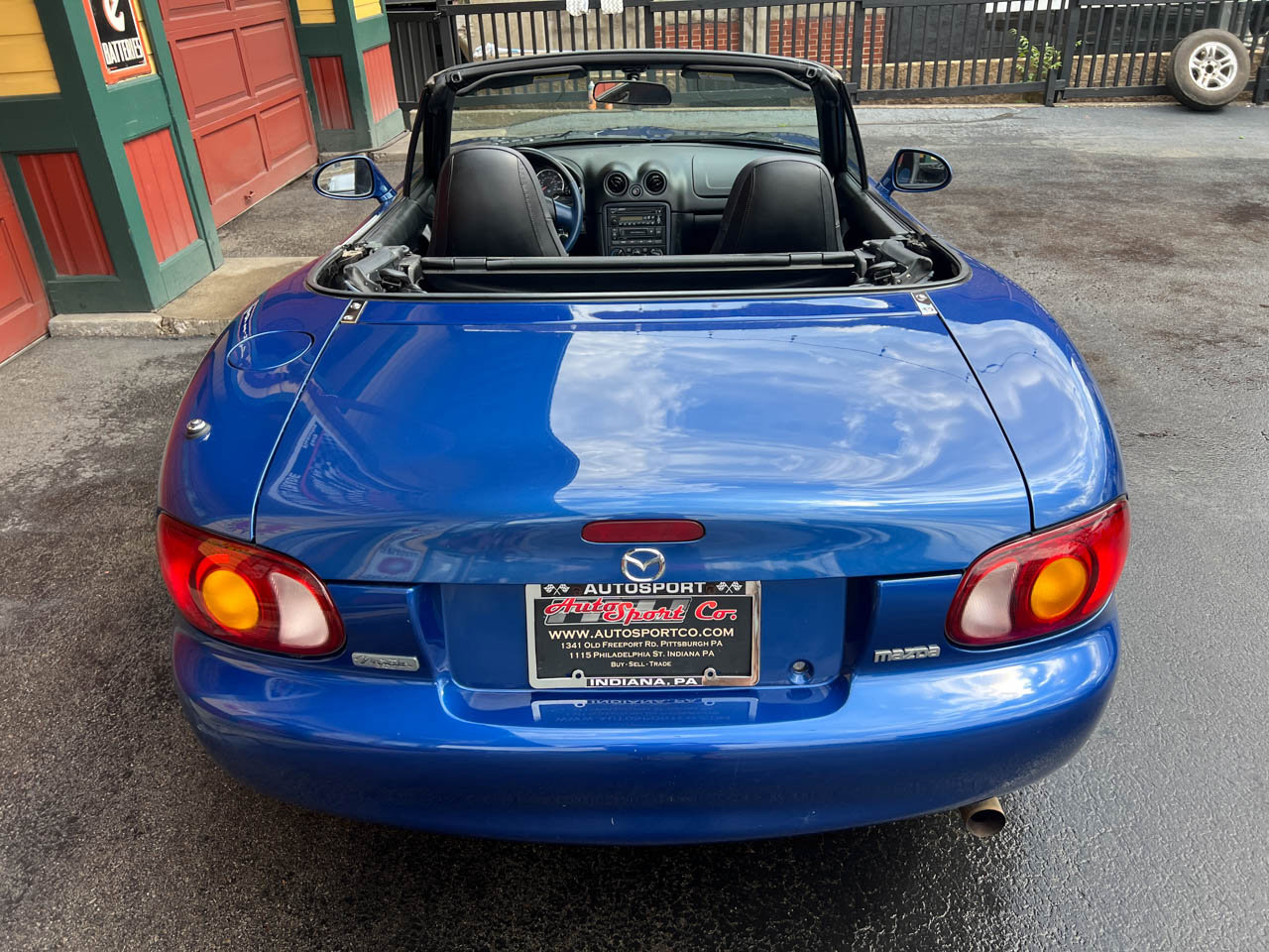Used 1999 MAZDA MX-5 Miata 10th Anniversary Edition image 16