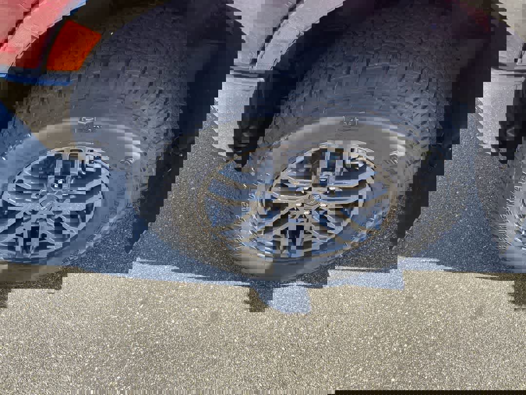 Used 2021 Ford Ranger Lariat w/ Tremor Off-Road Package image 10