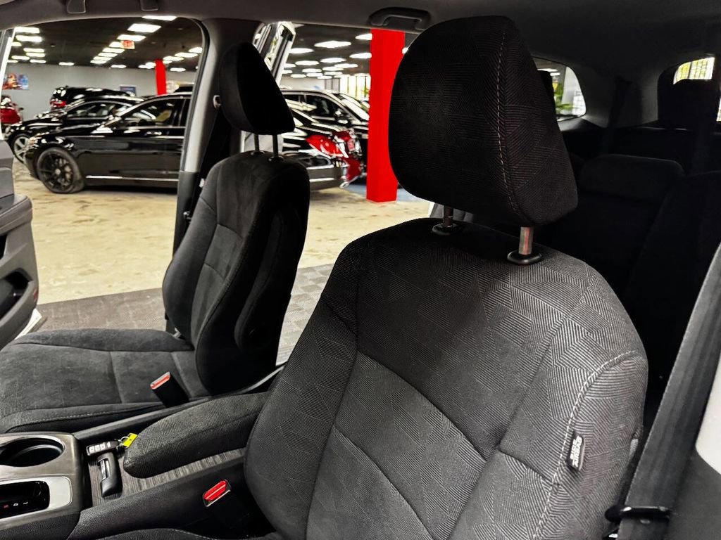 Used 2019 Honda Pilot LX image 35