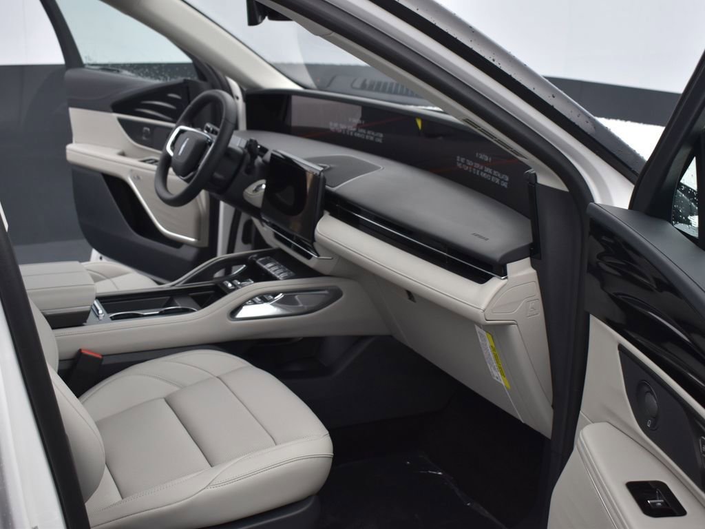 New 2026 Lincoln Nautilus Premier w/ Equipment Group 102A image 16