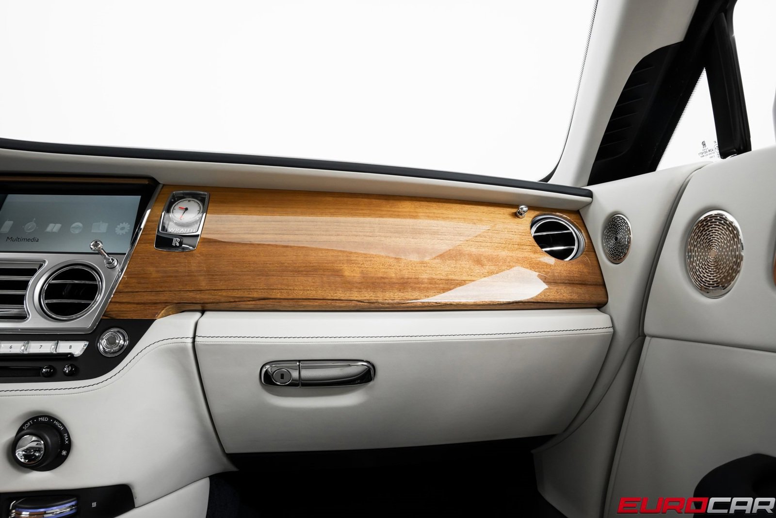 Used 2017 Rolls-Royce Wraith image 31