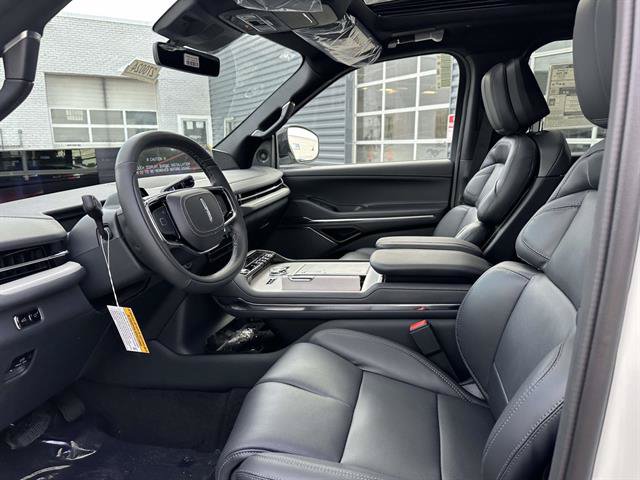 New 2027 Lincoln Navigator Reserve w/ Jet Appearance Package AWD/4WD image 32