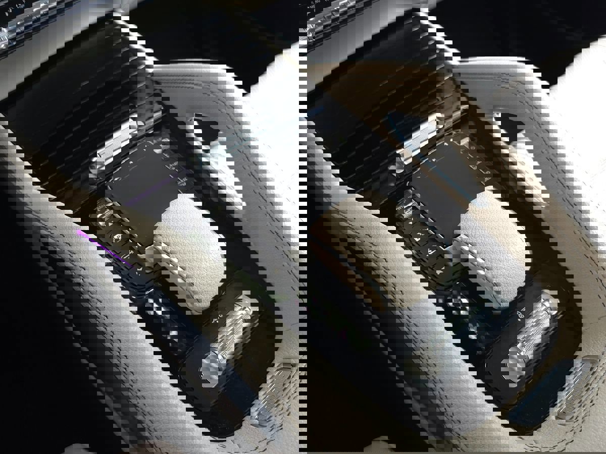 Used 2022 Mercedes-Benz GLS 450 4MATIC image 76