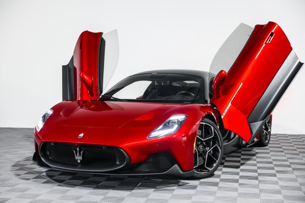 Used 2022 Maserati MC20 Coupe image 9