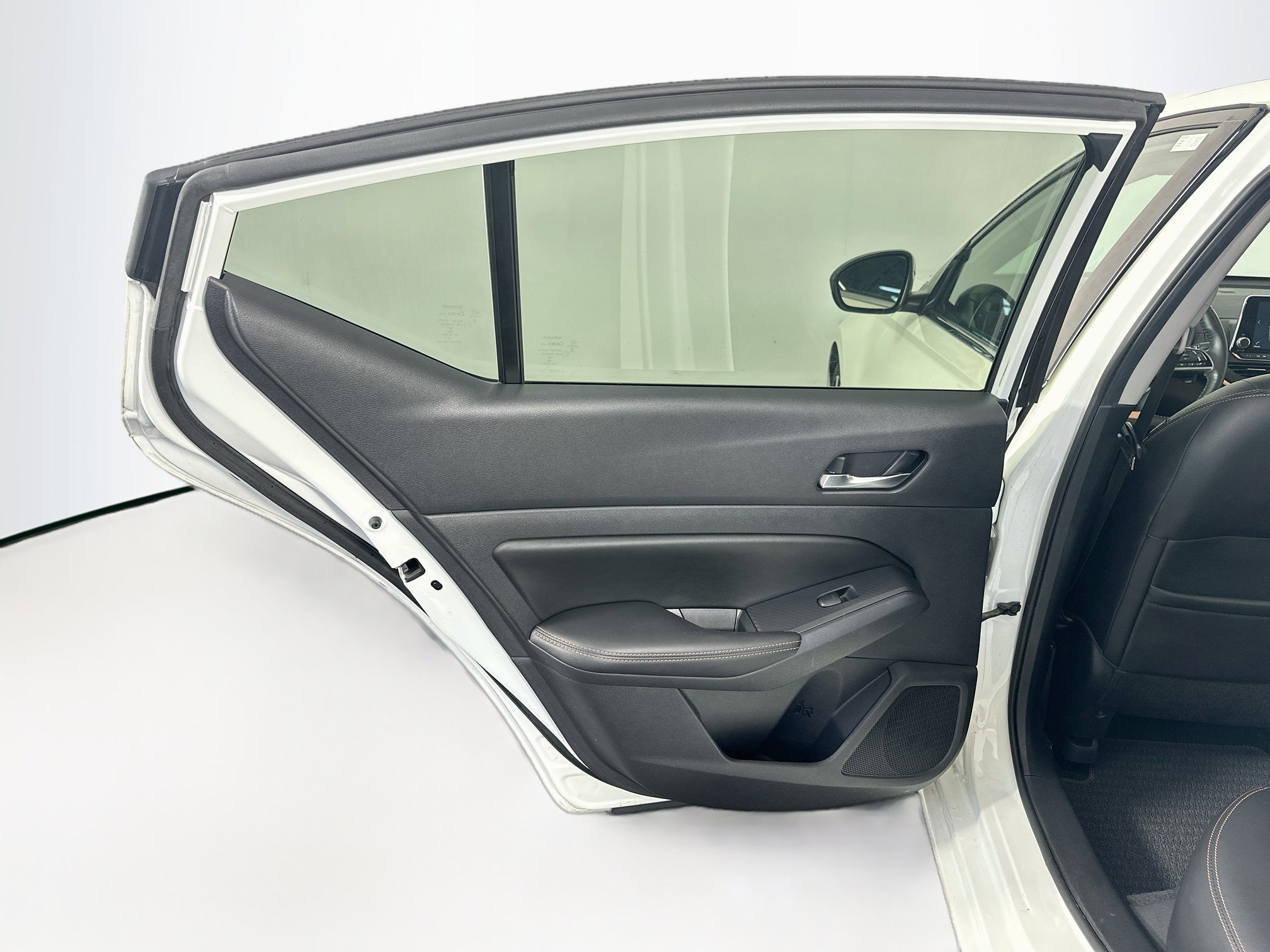 Used 2019 Nissan Altima 2.5 SR FWD image 26