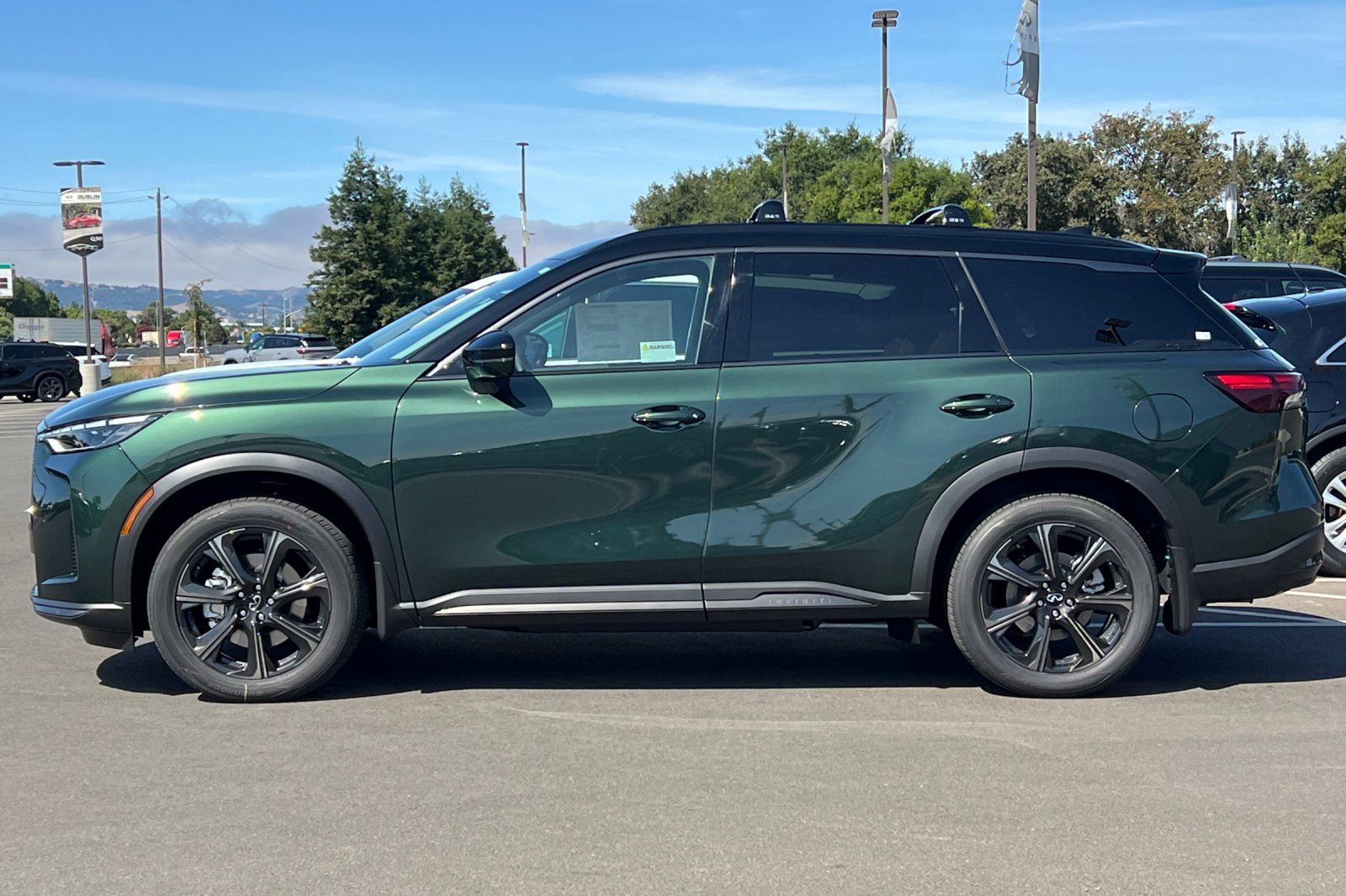 New 2026 INFINITI QX60 Autograph w/ Autograph Tech Package image 2