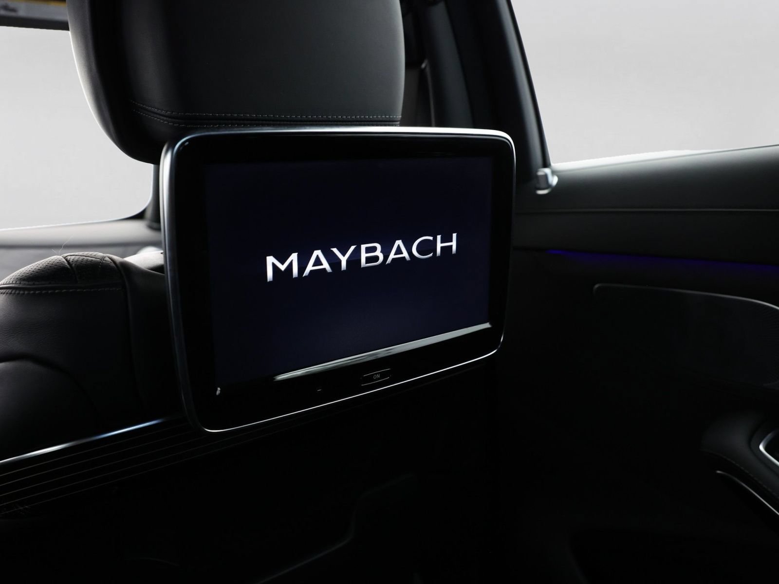 Used 2017 Mercedes-Benz Maybach S 600 image 22