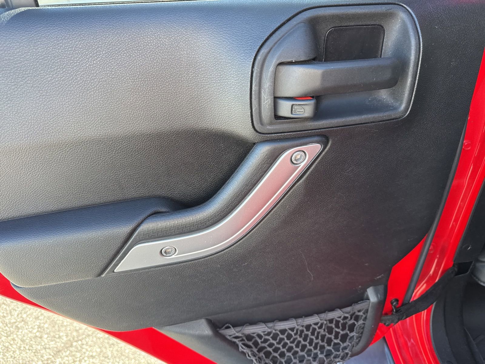 Used 2015 Jeep Wrangler Unlimited Sahara w/ Dual Top Group image 14