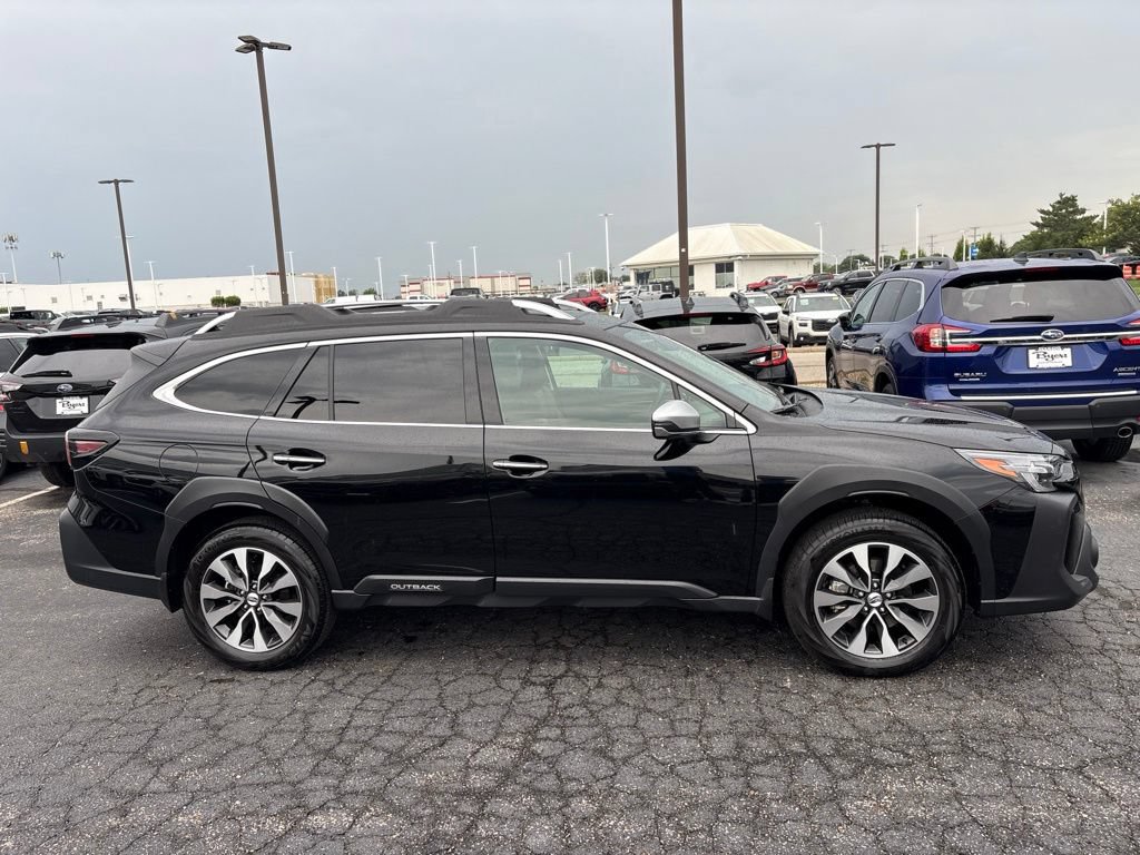 Used 2025 Subaru Outback Touring XT w/ Popular Package #2 AWD/4WD image 2