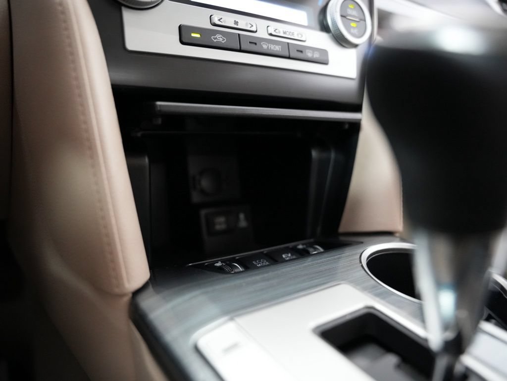 Used 2013 Toyota Camry XLE w/ Leather Pkg FWD image 29