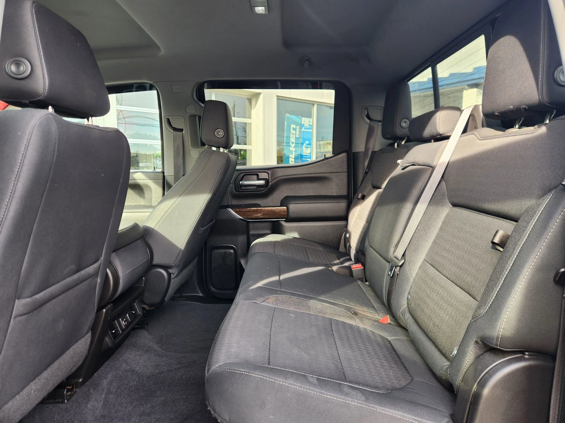 Used 2020 GMC Sierra 1500 SLE w/ SLE Value Package image 36