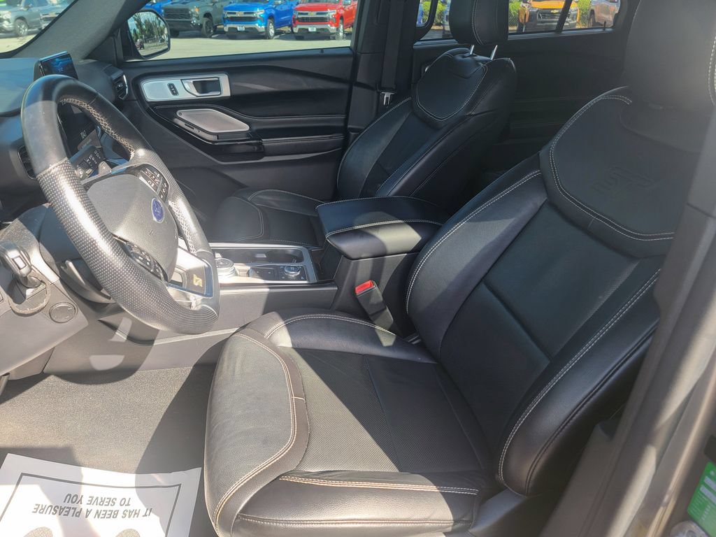 Used 2021 Ford Explorer ST w/ Equipment Group 401A AWD/4WD image 21