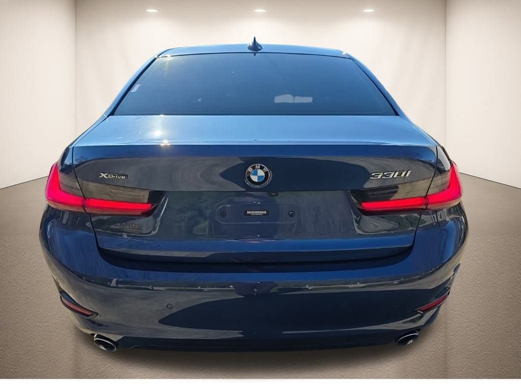 Used 2021 BMW 330i xDrive Sedan image 4