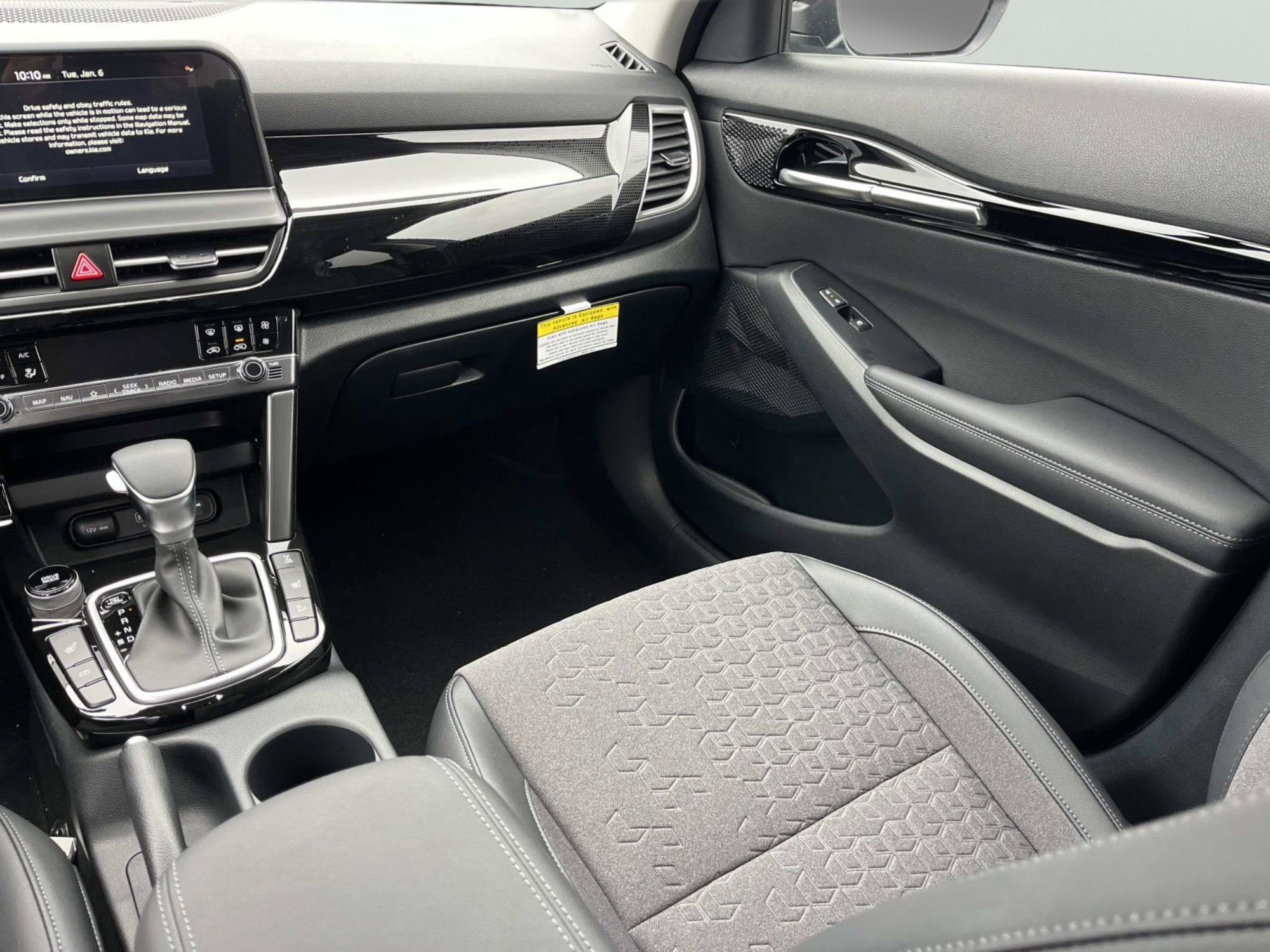 New 2026 Kia Seltos S image 14