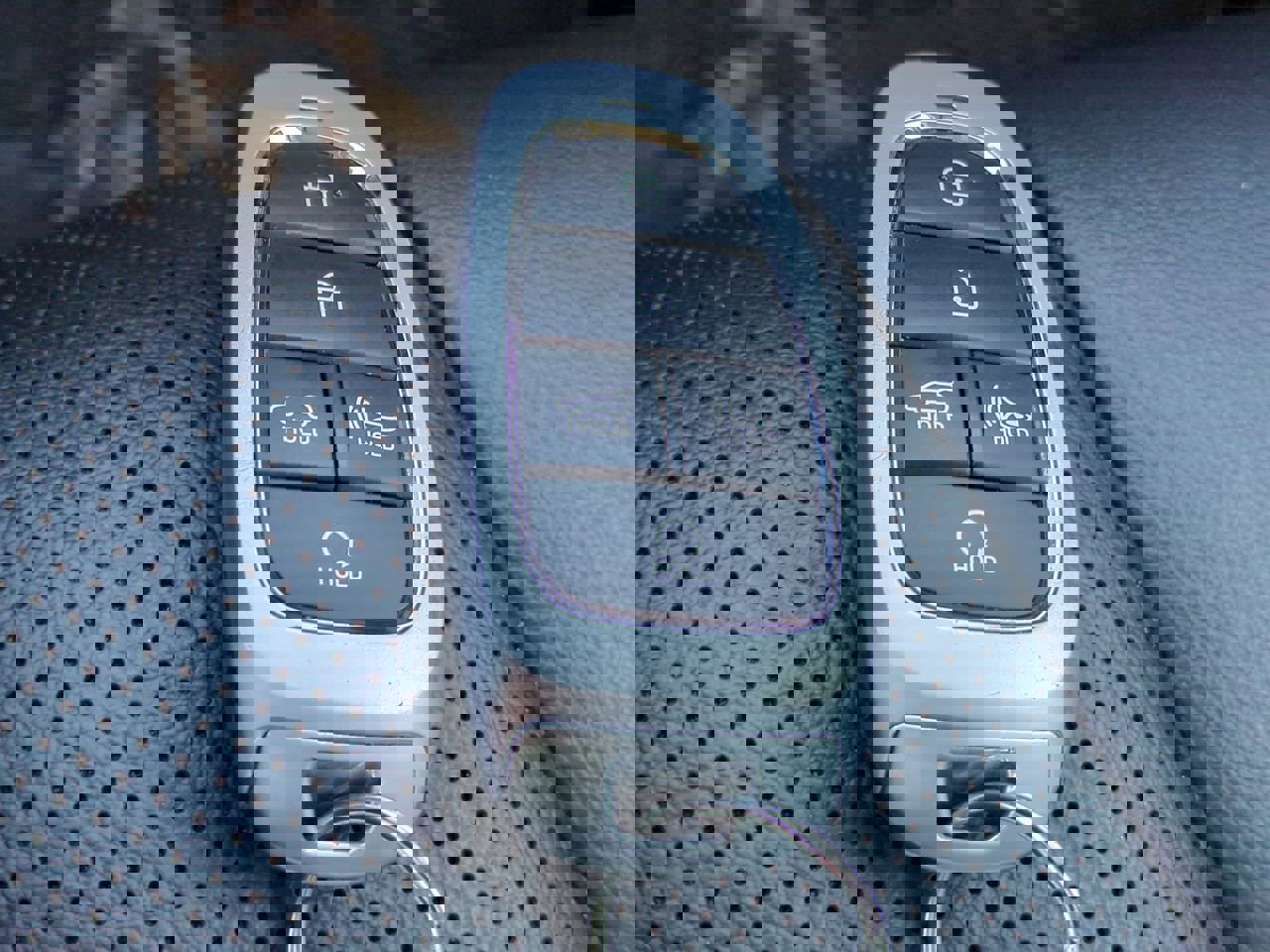 Used 2023 Hyundai Santa Fe SEL w/ Premium Package image 30