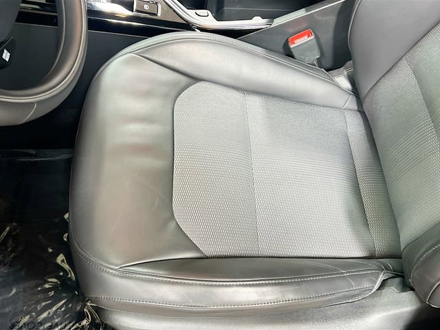 Certified 2023 Kia Niro EX image 19