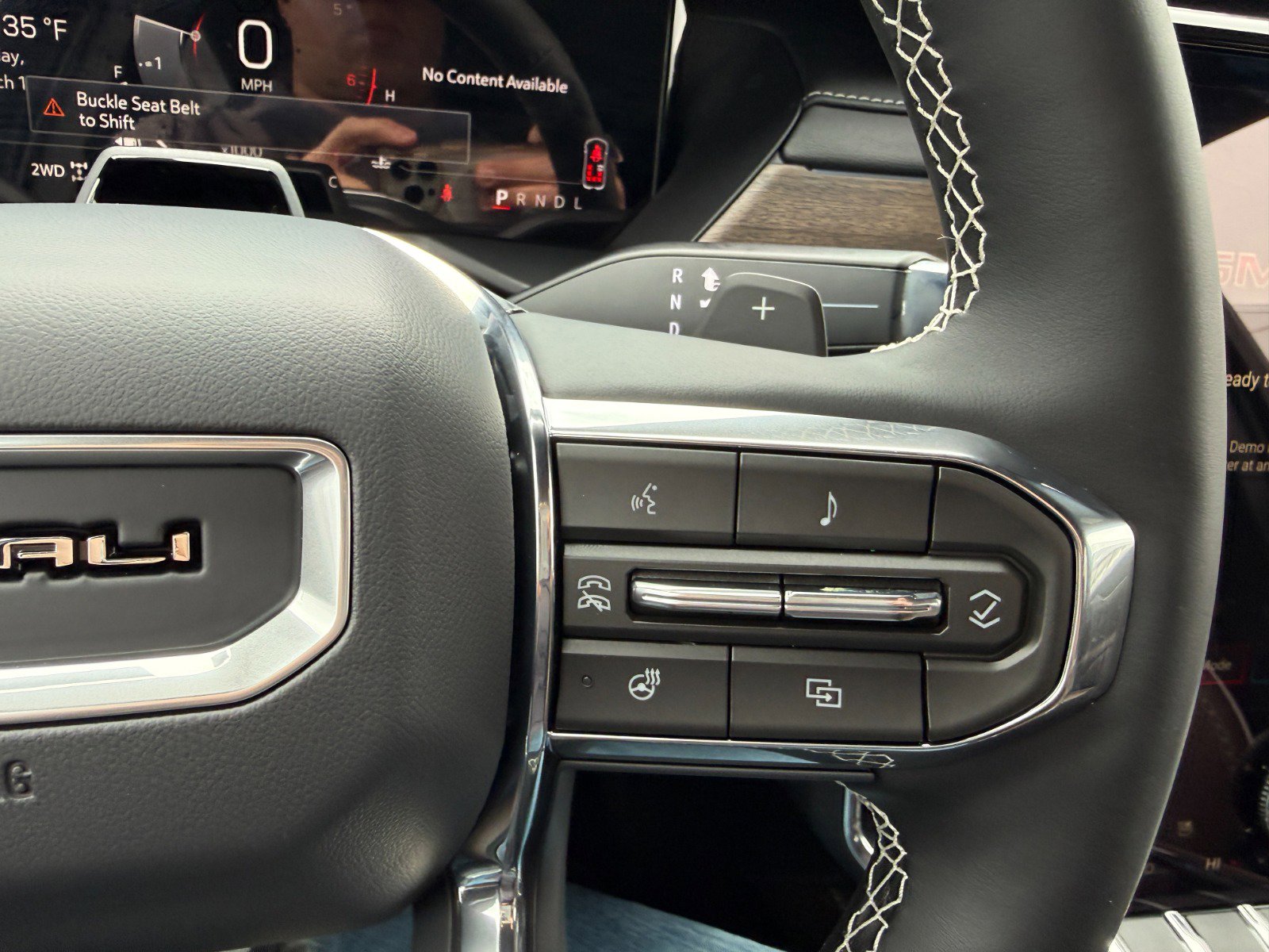 New 2026 GMC Acadia Denali Ultimate w/ LPO, Rugged Package image 30