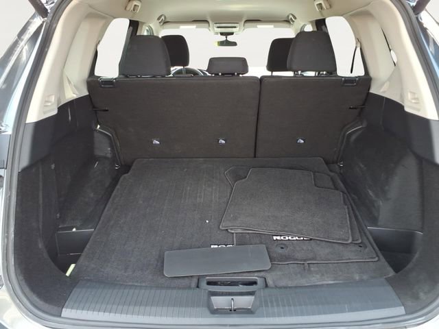 Used 2026 Nissan Rogue SV image 21
