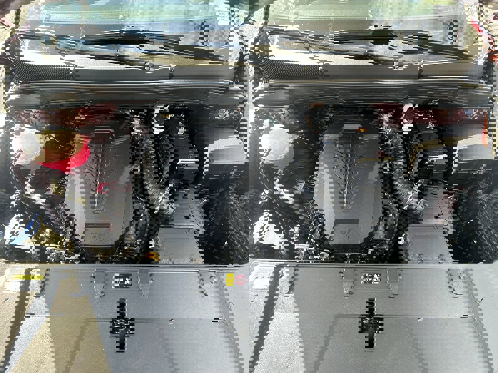 Used 2024 Kia Carnival LX image 34