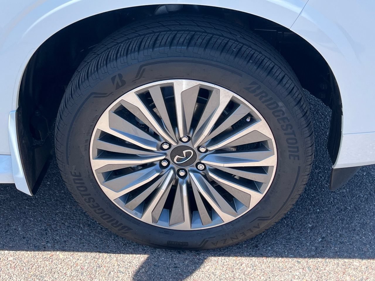 Used 2026 INFINITI QX80 Luxe w/ Cargo Package RWD image 8